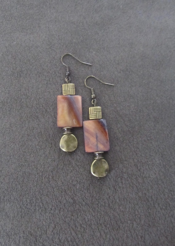 Brown mother of pearl shell and antique bronze earrings 2