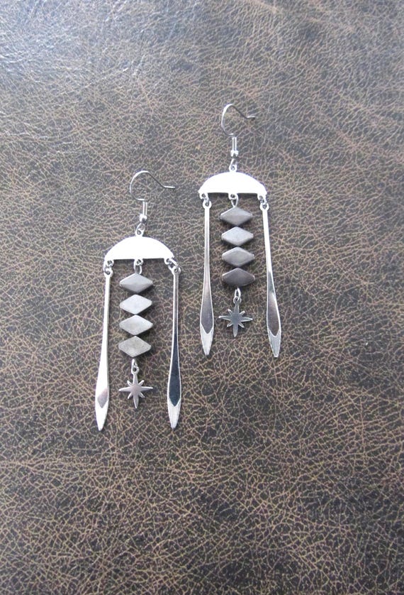 Hematite chandelier earrings 2