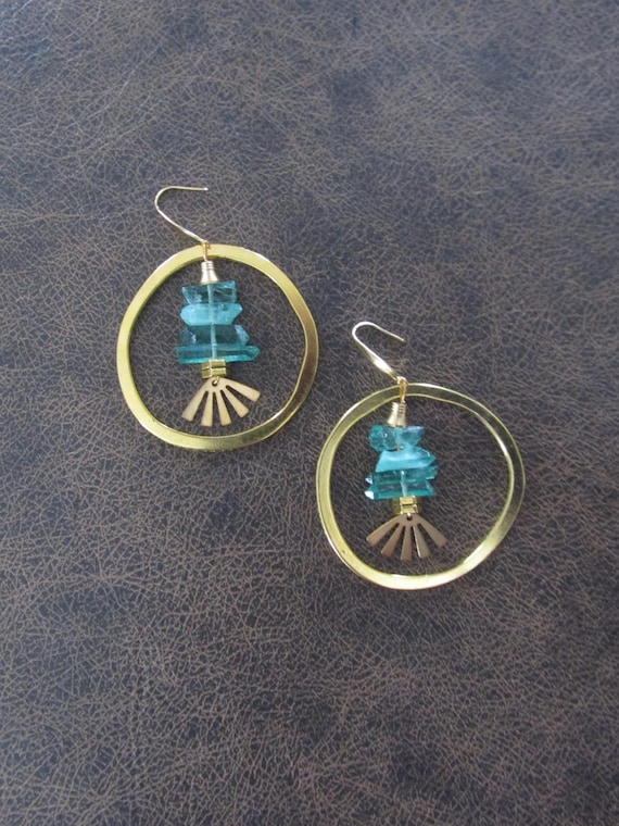 Green raw quartz crystal geode natural bohemian hoop earrings