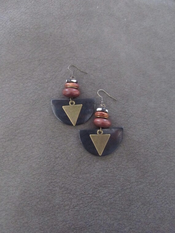 Bone fan shaped earrings