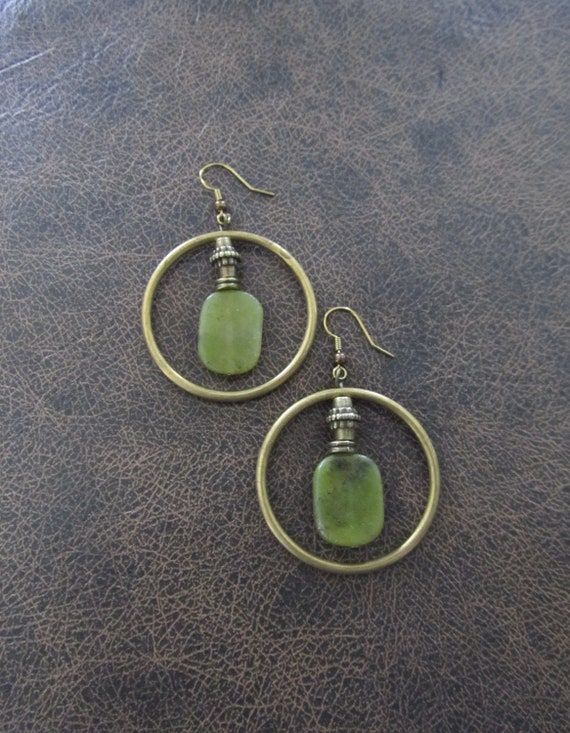 Serpentine green stone and antique bronze hoop