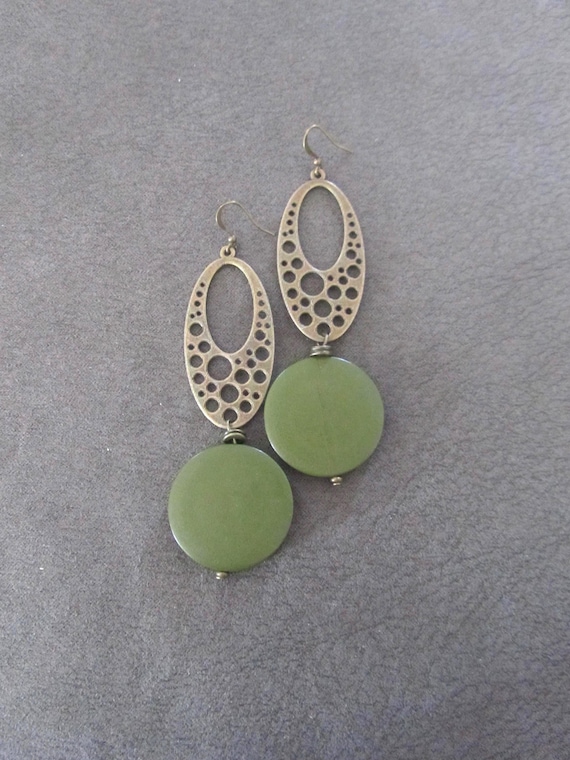 Green wooden mid century modern geometric earrings