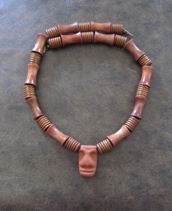 Chunky tiki ethnic wooden necklace