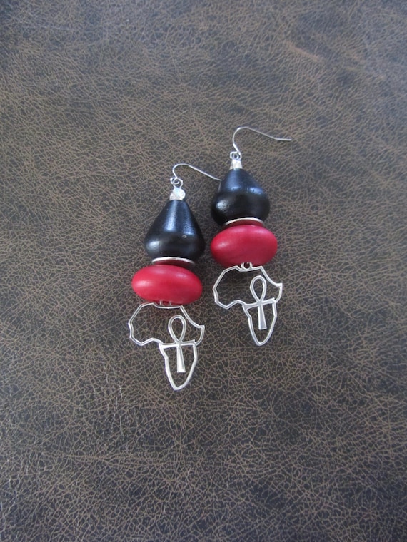 Chunky wooden Africa earrings