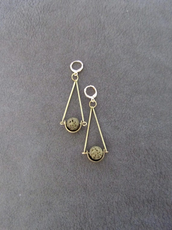 Gold pendulum earrings, lava rock