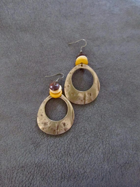 Hammered bronze and bone bohemian earrings 2