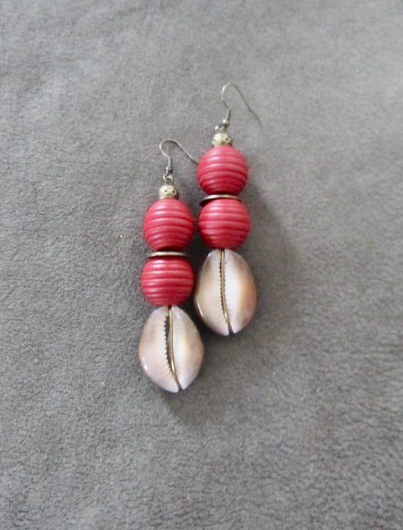 Cowrie shell earrings, wood earrings, African jewelry, Afrocentric earrings, seashell, chunky earrings, exotic ethnic earrings, red earring3