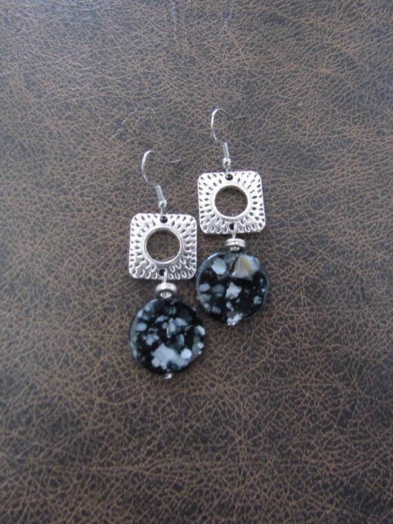 Mid century modern black mother of pearl and silver earrings 2