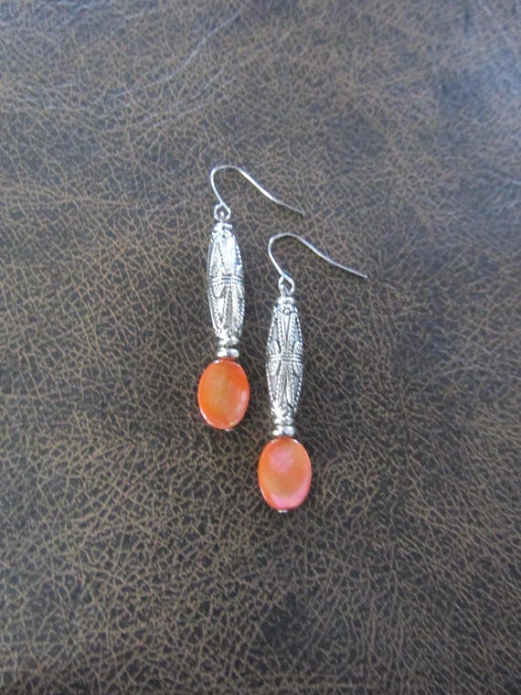 Peach mother of pearl and etched silver earrings