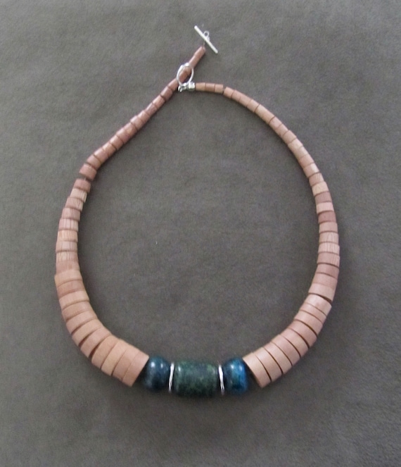 Chunky graduated wood and turquoise necklace