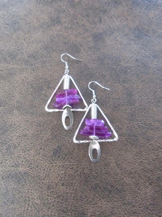 Raw quartz crystal earrings, purple geometric