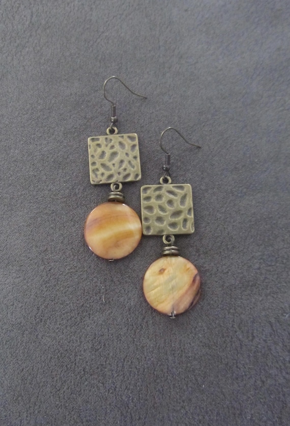 Brown mother of pearl and bronze animal print earrings