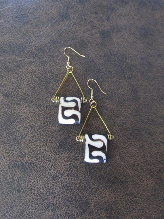 African print bone earrings, gold 3