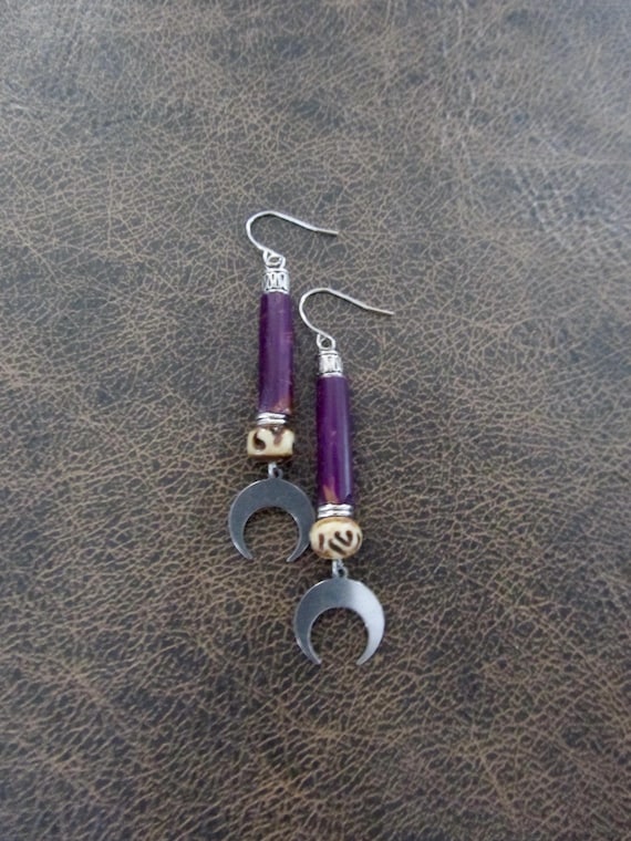 Carved bone and silver earrings, purple