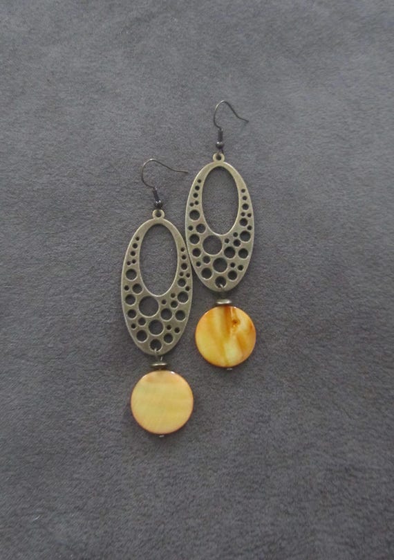 Brown mother of pearl shell and antique bronze earrings 3