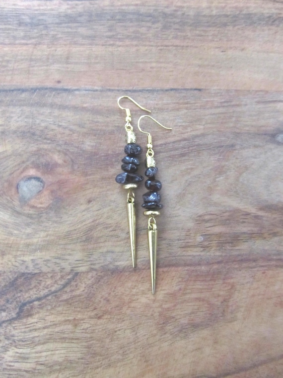 Garnet and gold minimalist earrings