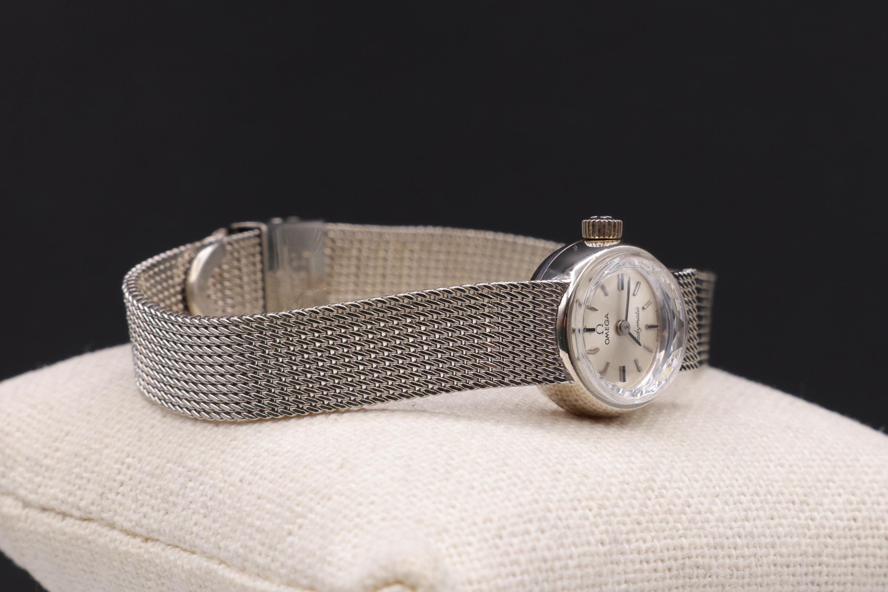 希少 OMEGA ladymatic Hands-on with Omega Ladymatic - Fratello Watches