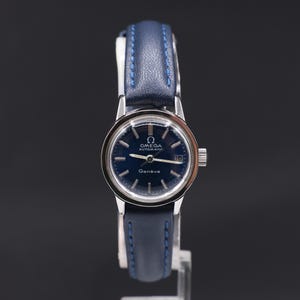 Authentic 1970s Omega Geneve Automatic 17Jewels Womens Wristwatch