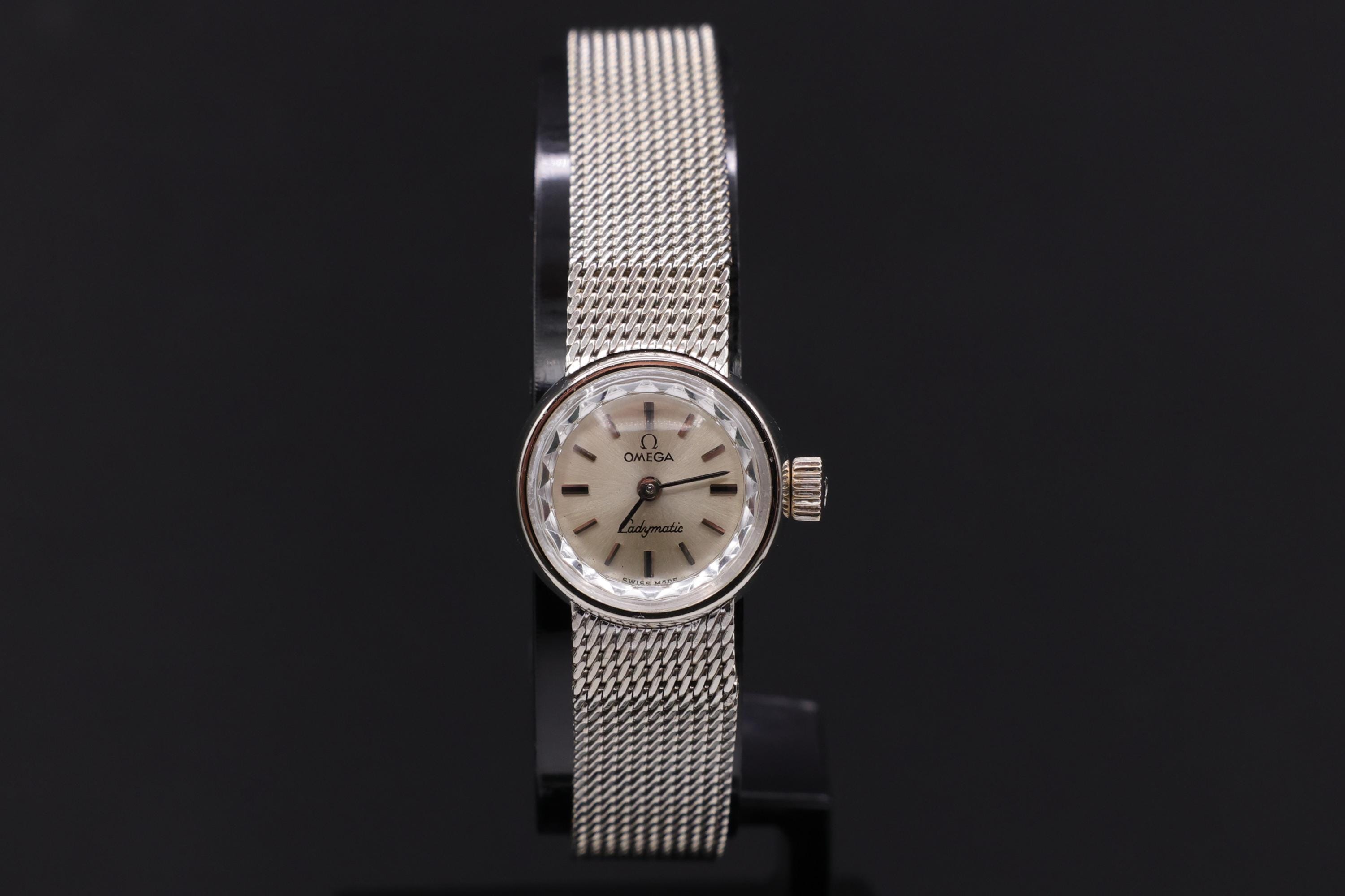 希少 OMEGA ladymatic Omega De Ville Ladymatic | Chrono24.ca