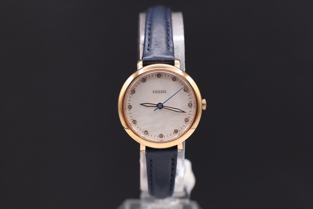 Fossil Women\'s Vintage Quartz Watch One Jewel Mother Pearl Dial Green Leather Vintage Green-Dial Fossil Watch for Women | Gold-tone Quartz  main image 2