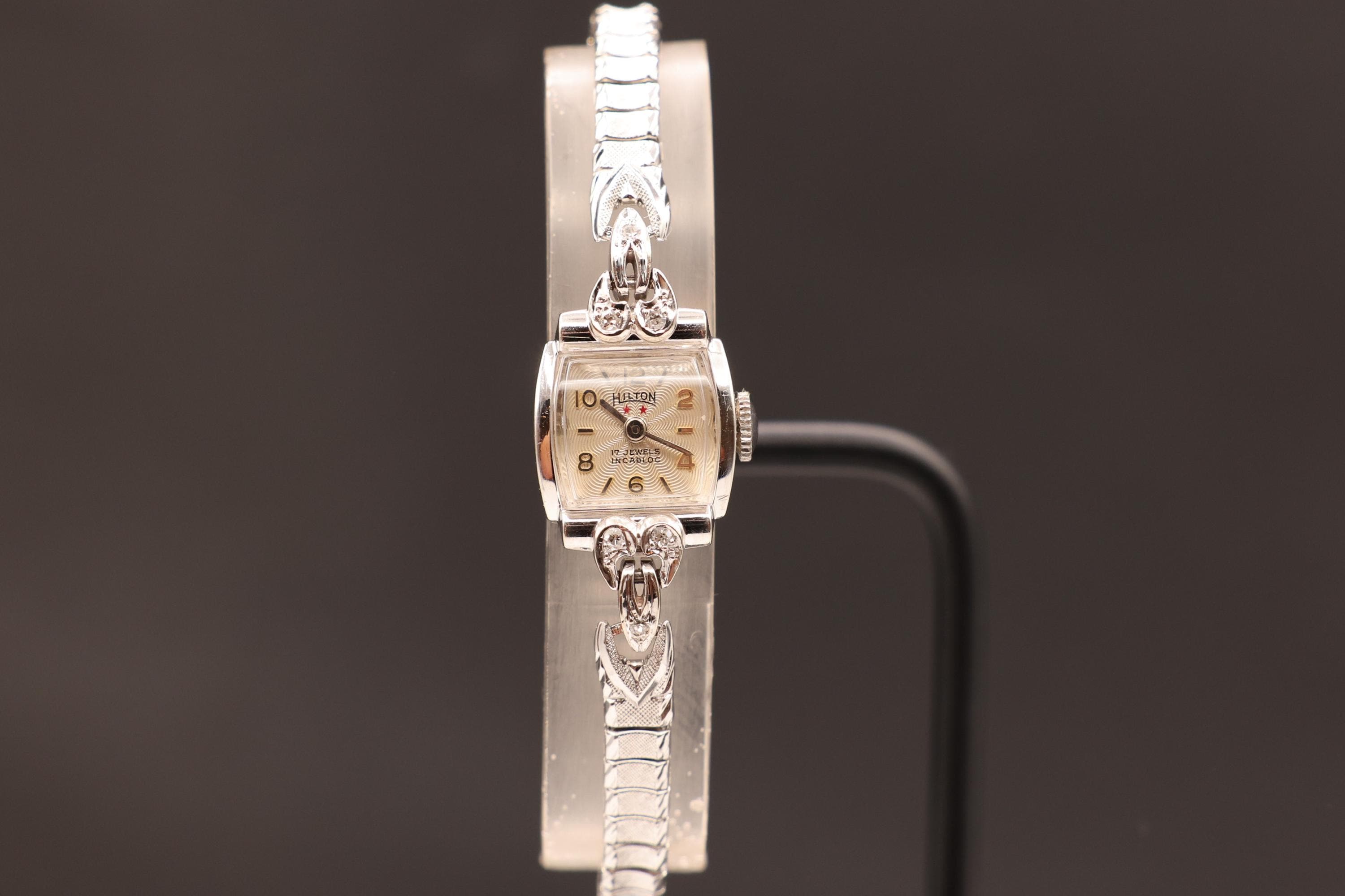 Hilton watch - Etsy 日本