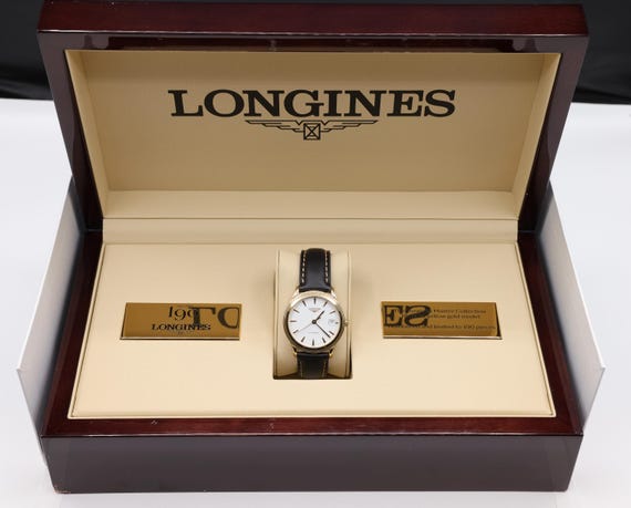 Vintage Longines Flagship: 18K Solid Yellow Gold … - image 1