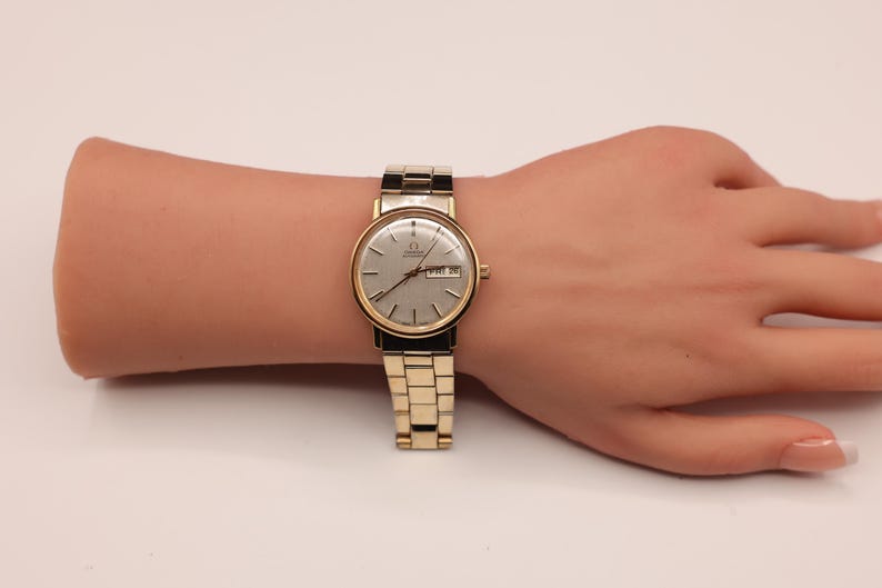 Vintage 1970s Omega Automatic Men's Mechanical Gold Plated Watch Serviced image 9