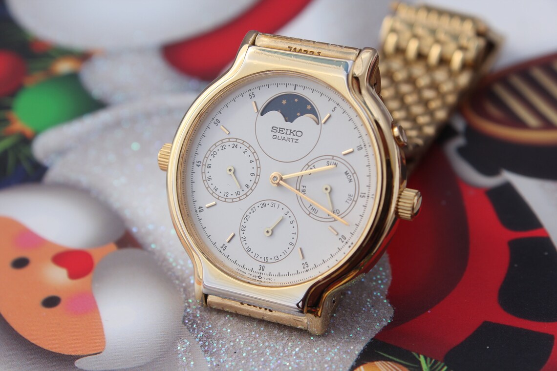 Vintage 1980 Mens Seiko 7F38 Moon Phase Quartz Watch Etsy