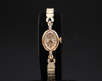 Vintage 10K Solid Yellow Gold Bulova Whit Real Diamonds Mechanical 17Jewels Ladies Watch Serviced