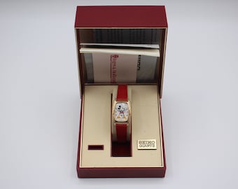 mikiko SEIKO Mickey Mouse Disney Quartz Watch With Second Dial - Etsy