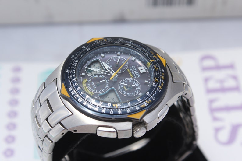 citizen eco drive blue angels set time