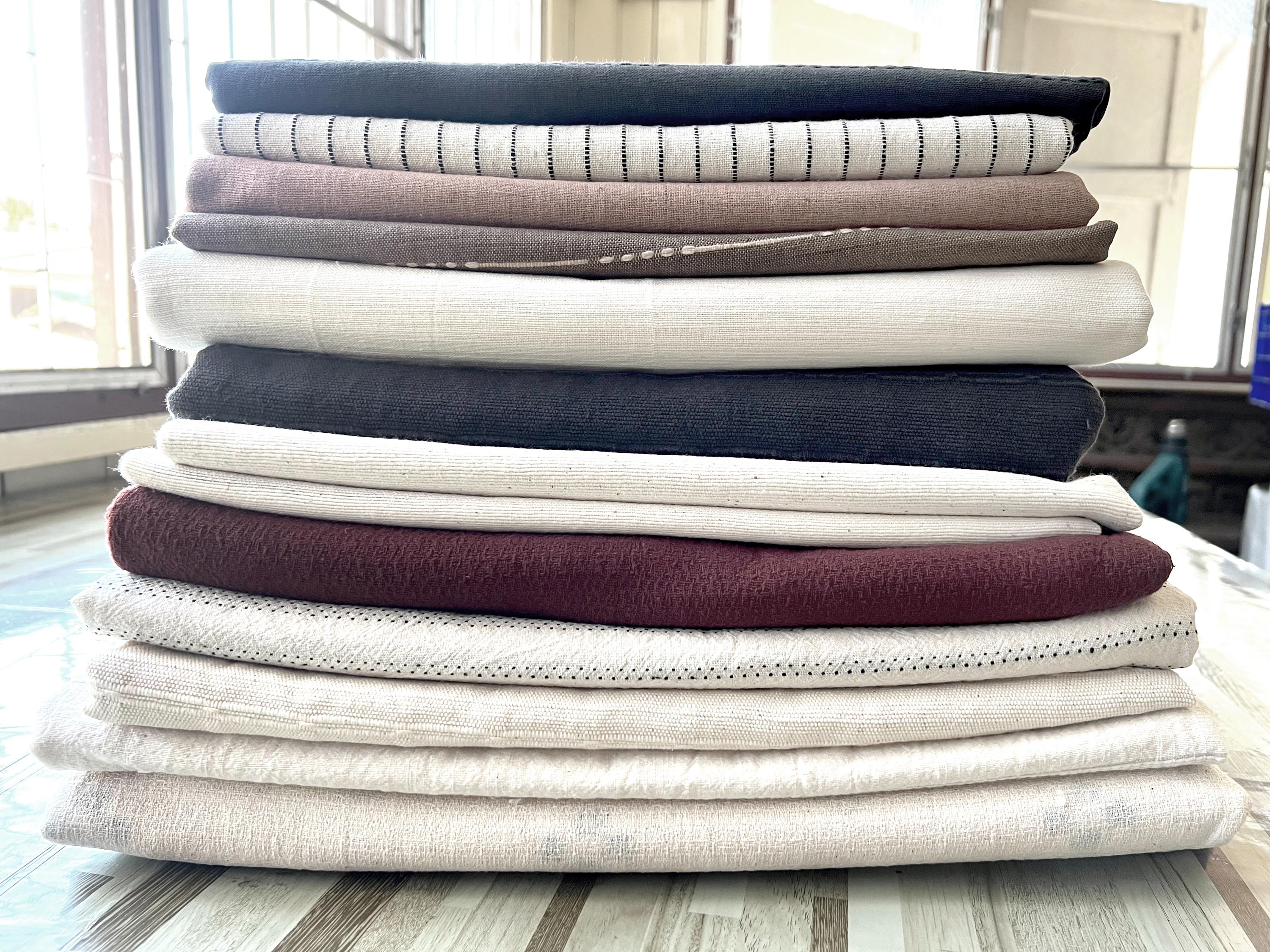 Fabric samples, fabric swatches, quantity 20. Choose any 20 fabric samples/swatches from the listings in the cut fabric listings. SMP10