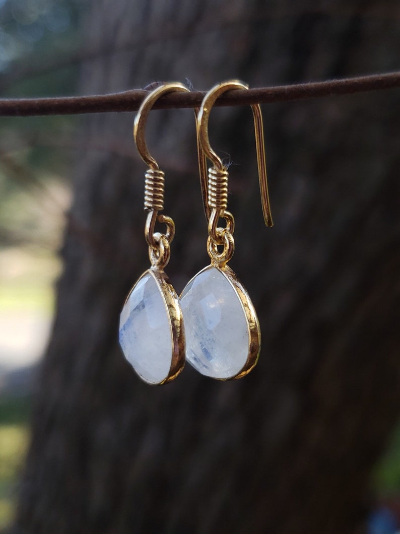 Golden Moonstone Drops \u2022 Gifts for her \u2022 Moonstone earrings