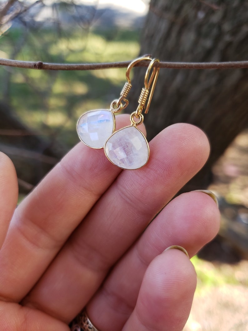 Golden Moonstone Drops \u2022 Gifts for her \u2022 Moonstone earrings