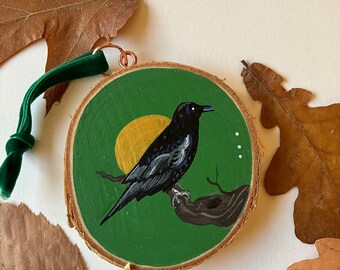 crow wood cookie hand painted decoration