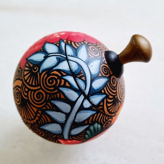 Vintage BOHO Spherical Smooth Clay Lacquer Trinke… - image 2