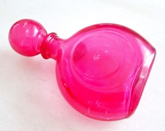 bouteille de potion forme verre rose violet fuchsia rare des années 1970 | Dessus en verre | Couleurs ambrées rares | Flacon de potion magique d&#39;apothicaire