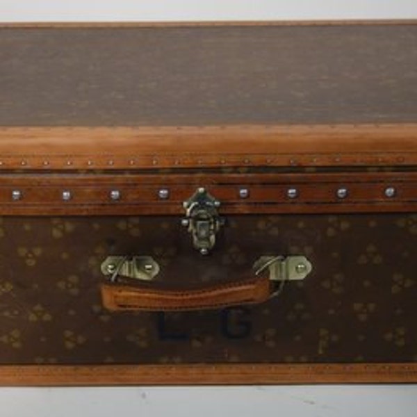 Valise Lavoet avec clef R1610