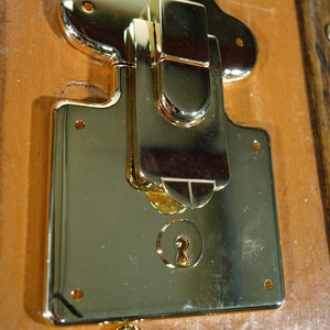 1 Lock  for trunk or  suitcase (  luxury )