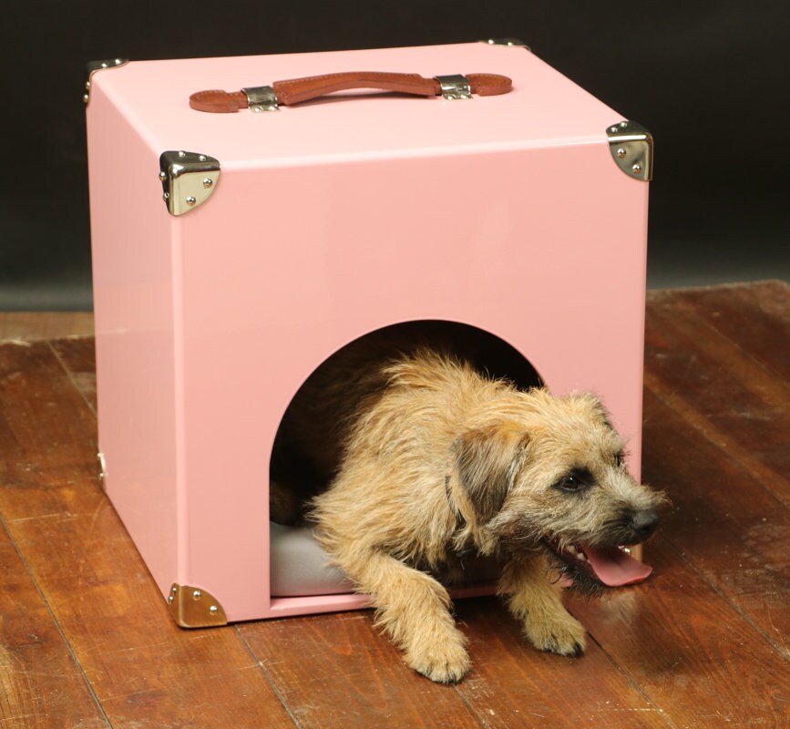 Niche Façon Malle Rose Laquée