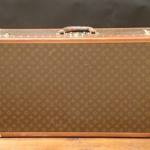 Louis Vuitton suitcase Alzer 80 monogrammed with its key image 9