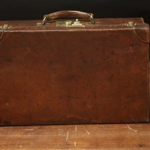 Goyard leather suitcase image 8