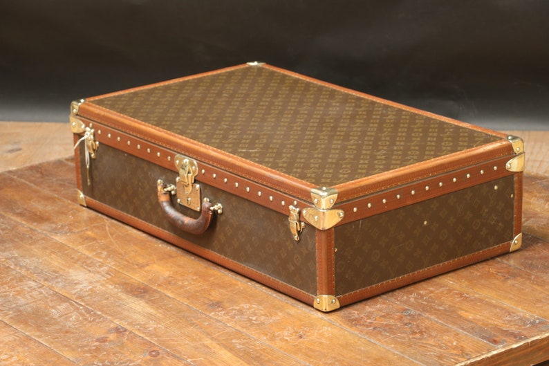 Louis Vuitton suitcase Alzer 80 monogrammed with its key image 6