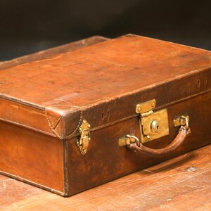 Goyard leather suitcase image 2