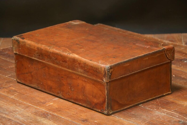 Goyard leather suitcase image 3