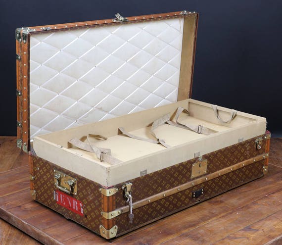 Malle Cabine Grand Format – Marque Aux Etats-Unis – Occasion, Déco Ou Rangement