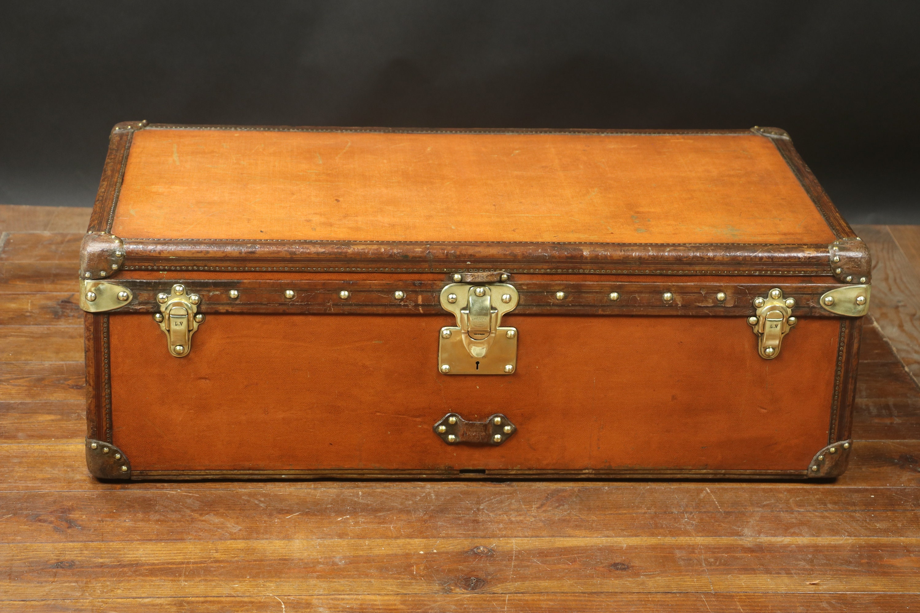 ANTIQUE 20thC LOUIS VUITTON SHOE TRUNK IN ORANGE VUITTONITE