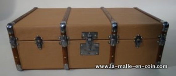 DIY déco} Malle customisée en console