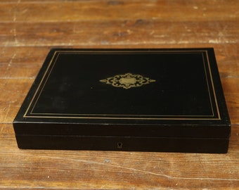 Black wooden game box