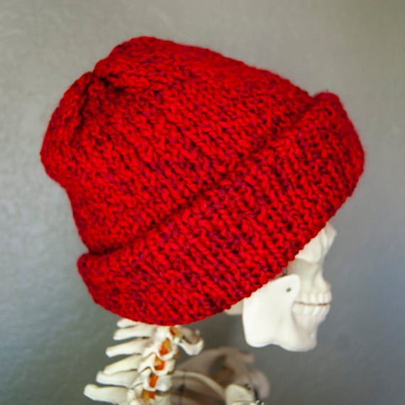 Handmade Knitted Slouch Beanie Hat: Bright Red Acrylic  display picture 3